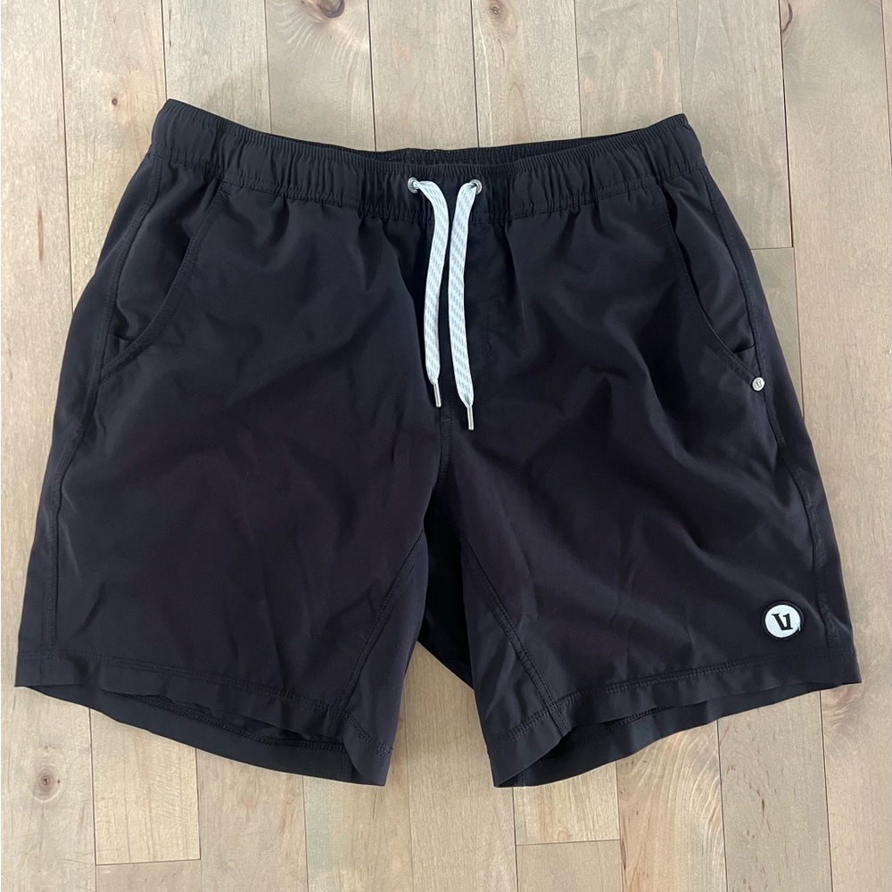 Vuori Men's Kore Shorts - Black